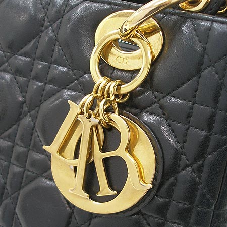 Dior(ũ����î���) CAL44550 ����Ų ���� ����ΰ� ��Ʈ�� �̹���4 - ���̺��� �߰���ǰ