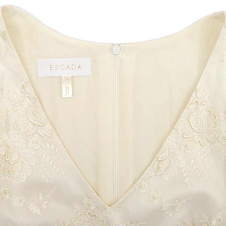 Escada(�������) ���ǽ� �̹���2 - ���̺��� �߰���ǰ