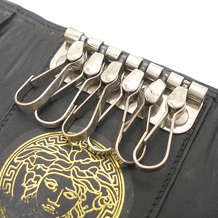 Versace(������ü) �޵λ� Ű���̽� �̹���4 - ���̺��� �߰���ǰ