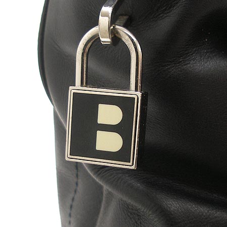 Bally(�߸�) TAPRUS 3�� ���� ��Ʈ�� [�б�������] �̹���4 - ���̺��� �߰���ǰ