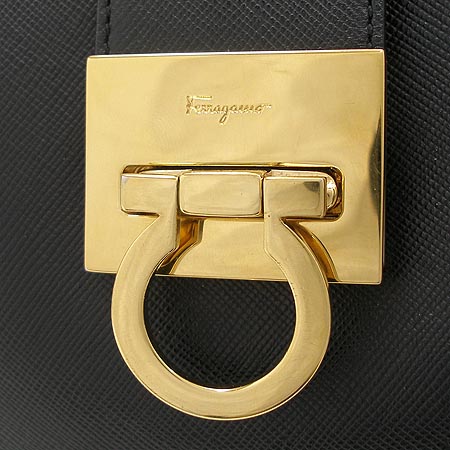 Ferragamo(��󰡸�) 21 2750 ���� ��ġ�� ��� ����� �̹���3 - ���̺��� �߰���ǰ
