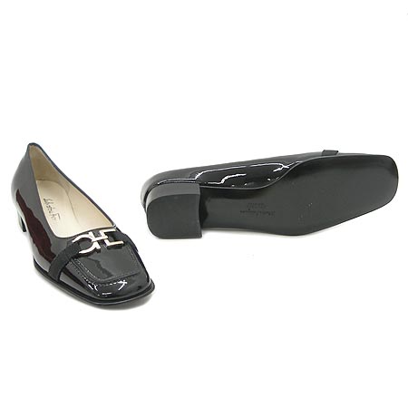 Ferragamo(��󰡸�) LETIZIA ������ ���� �̹���3 - ���̺��� �߰���ǰ