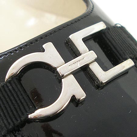 Ferragamo(��󰡸�) LETIZIA ������ ���� �̹���5 - ���̺��� �߰���ǰ