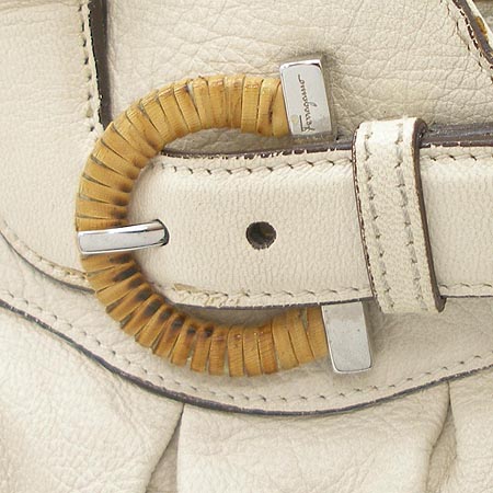 Ferragamo(��󰡸�) 21 6383 ��� ��ġ�� ��� ������ ���� ����� �̹���3 - ���̺��� �߰���ǰ