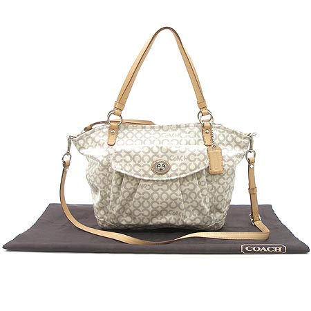Coach(��ġ) ��Ŀ �� ��Ʈ PVC ������ ũ�ν��� �̹���2 - ���̺��� �߰���ǰ