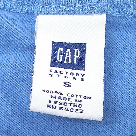 GAP(��) Ƽ �̹���3 - ���̺��� �߰���ǰ