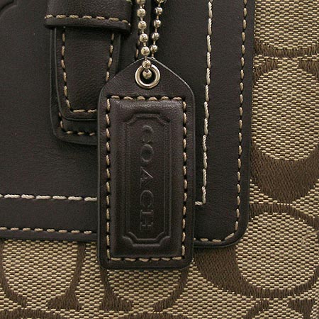 Coach(��ġ) �ñ׳��� ���� ��Ƽġ �ٰ� ����� �̹���4 - ���̺��� �߰���ǰ