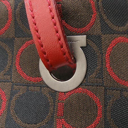 Ferragamo(��󰡸�) 21 3831 �ΰ� �к긯 �ٰ� ����� �̹���3 - ���̺��� �߰���ǰ