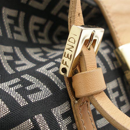 Fendi(���) 8BR08 ���� �к긯 ����� �̹���4 - ���̺��� �߰���ǰ