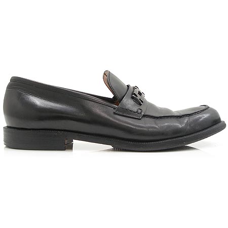 Ferragamo(󰡸)  ġ    ̹3 - ̺ ߰ǰ
