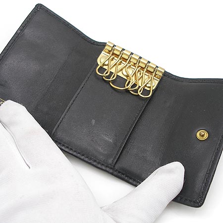Coach(��ġ) �ñ׳�ó �ڰ��� ���� ��Ƽġ Ű���̽� �̹���4 - ���̺��� �߰���ǰ
