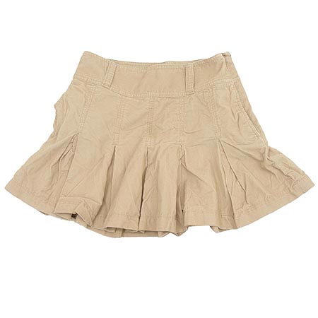 ��  ����