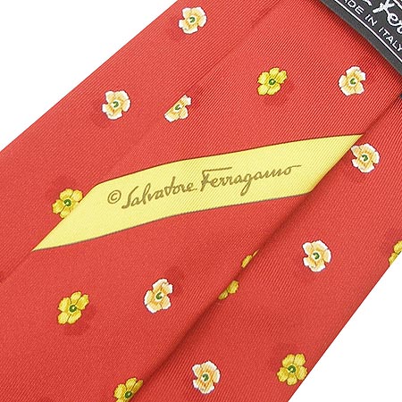 Ferragamo(��󰡸�) 100% ��ũ ��Ÿ�� �̹���3 - ���̺��� �߰���ǰ