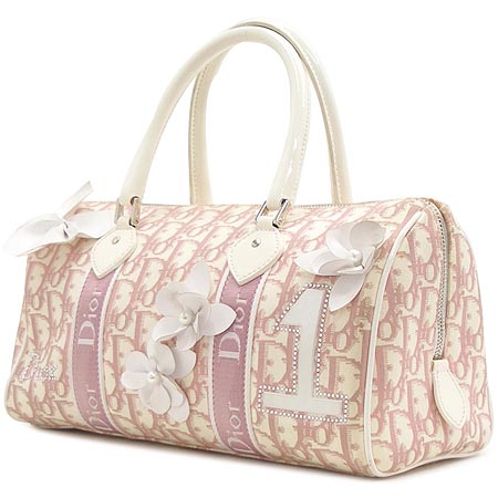 Dior(ũ����î���) ť�� �̴ϼ� �ö�� ������� �ɸ� ��Ʈ�� �̹���3 - ���̺��� �߰���ǰ
