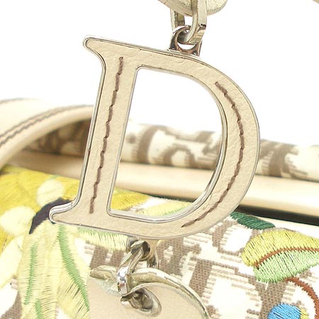 Dior(ũ����î���) �ö�� ��Ʈ�� �̹���3 - ���̺��� �߰���ǰ