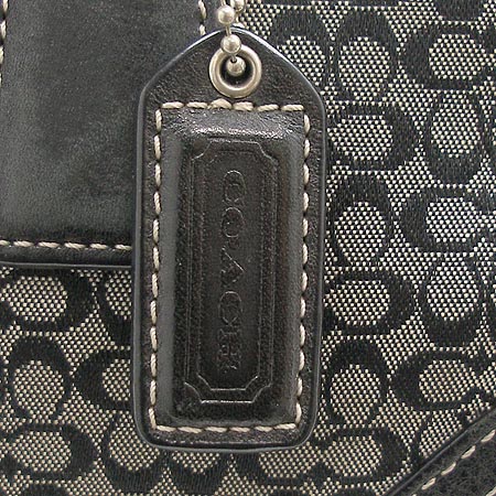 Coach(��ġ) �ñ׳��� ����� �̹���3 - ���̺��� �߰���ǰ