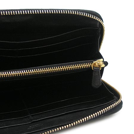 Prada(�����) ������ ¤�� ������ �̹���3 - ���̺��� �߰���ǰ