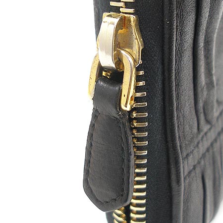 Prada(�����) ������ ¤�� ������ �̹���4 - ���̺��� �߰���ǰ