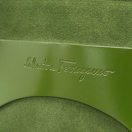 Ferragamo(��󰡸�) 21 5824. ��ġ�� ���� �����̵� ����� �̹���4 - ���̺��� �߰���ǰ