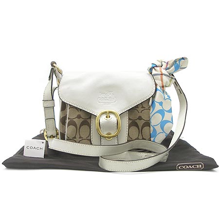 Coach(��ġ) �ñ׳��� ��Ż ��� ��� ��ī�� ũ�ν��� �̹���2 - ���̺��� �߰���ǰ
