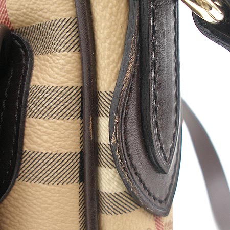 Burberry(������) ���üũ ��Ʈ��� ũ�ν��� [�б�������] �̹���4 - ���̺��� �߰���ǰ