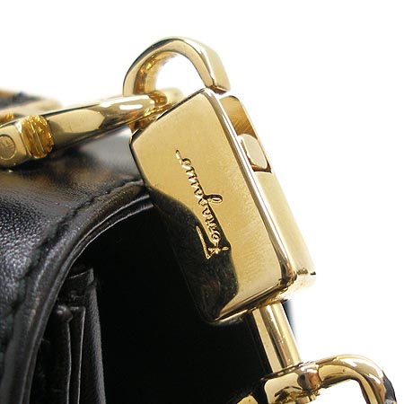 Ferragamo(��󰡸�) 21 2193. ���� ��ġ�� 2WAY �̹���5 - ���̺��� �߰���ǰ