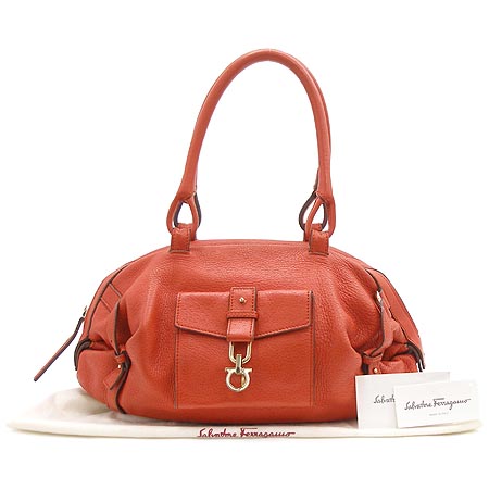 Ferragamo(��󰡸�) 21 5396. ���� ��ġ�� ��� ������ ���� ������ ����� �̹���2 - ���̺��� �߰���ǰ