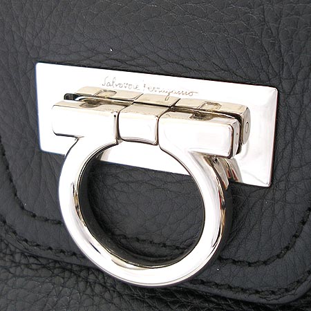 Ferragamo(��󰡸�) 21 7384. ���� ��ġ�� �� ���� ���� ���� ����� �̹���3 - ���̺��� �߰���ǰ