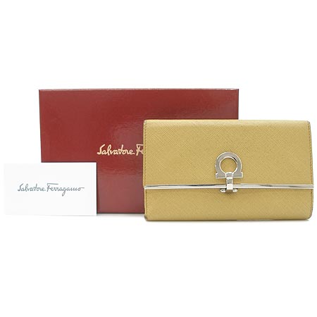 Ferragamo(��󰡸�) 22 4634. ���� ��ġ�� ī�� ������ �̹���2 - ���̺��� �߰���ǰ