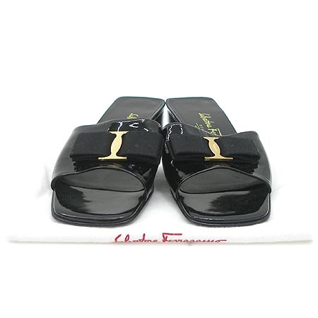 Ferragamo(��󰡸�) ��Ż �ٶ� �ΰ� ��� ������ ������ ���� �̹���2 - ���̺��� �߰���ǰ