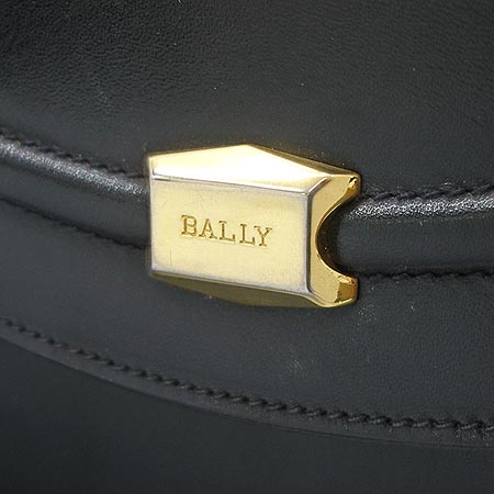 Bally(�߸�) �ΰ� ���� ��� ũ�ν��� �̹���3 - ���̺��� �߰���ǰ