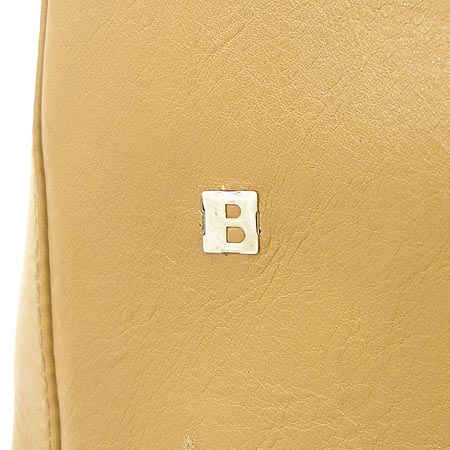 Bally(�߸�) 2���� ��Ʈ�� �̹���3 - ���̺��� �߰���ǰ