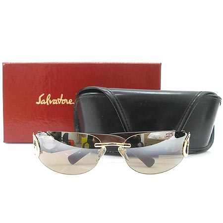 Ferragamo(��󰡸�)  1047 509/54 ���۶� [��������] �̹���2 - ���̺��� �߰���ǰ