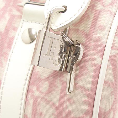 Dior(ũ����î���) OPD440009 P1. �ΰ� PVC �̴� ������� �̹���4 - ���̺��� �߰���ǰ