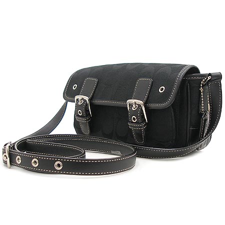 Coach(��ġ) �ñ׳��� ���� ��Ż ���� ��Ʈ ��� ������ ũ�ν��� �̹���2 - ���̺��� �߰���ǰ