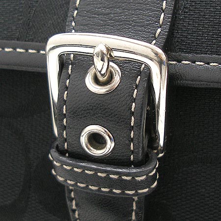 Coach(��ġ) �ñ׳��� ���� ��Ż ���� ��Ʈ ��� ������ ũ�ν��� �̹���4 - ���̺��� �߰���ǰ