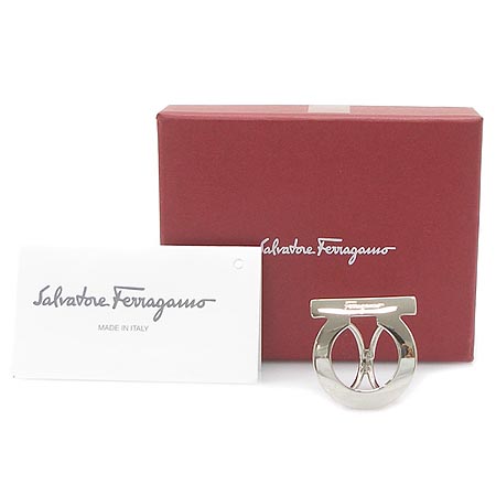 Ferragamo(��󰡸�) ���� ��ġ�� ��ī�� �� �̹���2 - ���̺��� �߰���ǰ