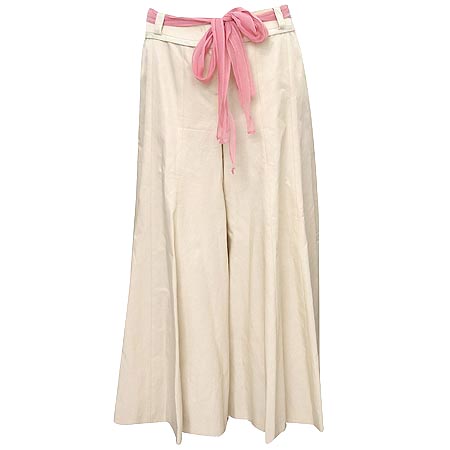 ������  ����