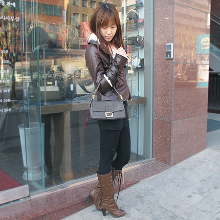 Fendi(���) 8BR101 �������� ���� �ΰ� ��� ��� ���� ������Ƽġ ���� ����� �̹���6 - ���̺��� �߰���ǰ