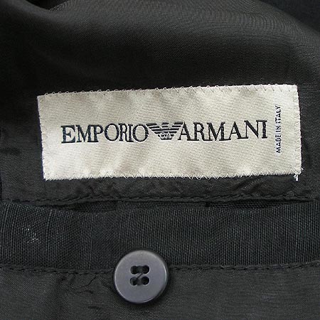 Emporio Armani(�������� �Ƹ�����) ���� �̹���4 - ���̺��� �߰���ǰ