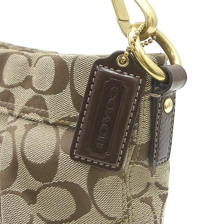 Coach(��ġ) �ñ׳��� ��Ż��� ����� �̹���3 - ���̺��� �߰���ǰ