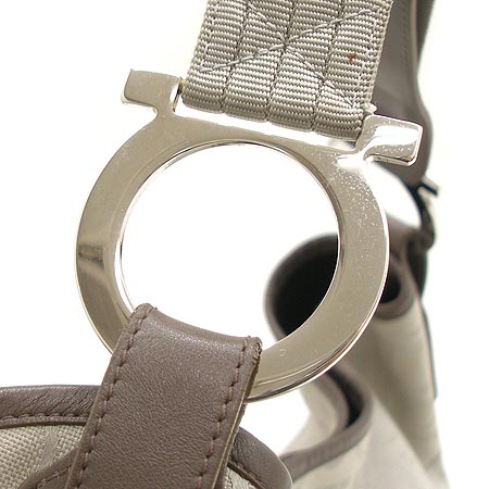 Ferragamo(��󰡸�) EX-21 5762 ����� [��������] �̹���4 - ���̺��� �߰���ǰ