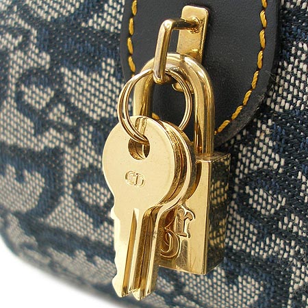 Dior(ũ����î���) �ΰ� �к긯 ���� �� ��Ʈ�� �̹���4 - ���̺��� �߰���ǰ