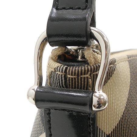 Burberry(������) �� ���üũ �Ŀ�ġ ����� �̹���3 - ���̺��� �߰���ǰ
