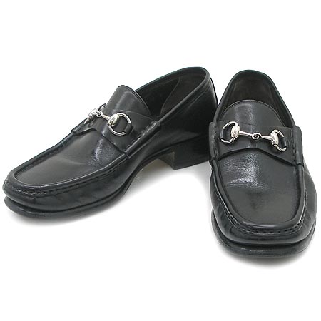 Gucci()  ġ  