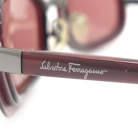 Ferragamo(��󰡸�) 1016 549/5 �簢 ���� ���۶� �̹���4 - ���̺��� �߰���ǰ