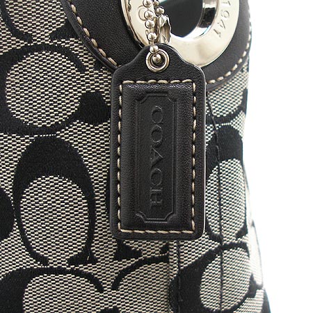 Coach(��ġ) �ñ׳��� ���� ��Ƽġ �ٰ� ����� �̹���4 - ���̺��� �߰���ǰ