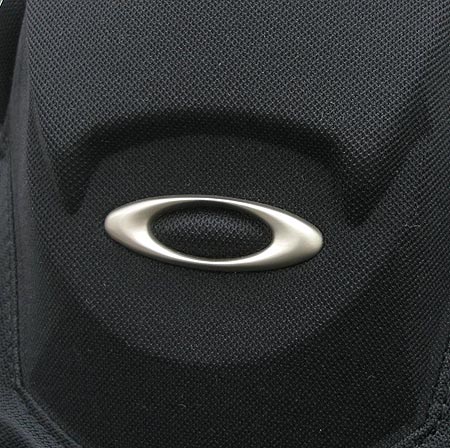 OAKLEY(��Ŭ��) ������ ���� �̹���4 - ���̺��� �߰���ǰ