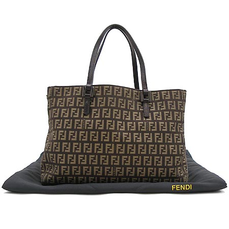 Fendi(���)  8BH072 ��� FF ��ī �ΰ� ��Ʈ�� �̹���2 - ���̺��� �߰���ǰ