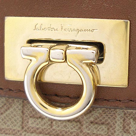 Ferragamo(��󰡸�) �̴ϼ� ������ �̹���3 - ���̺��� �߰���ǰ
